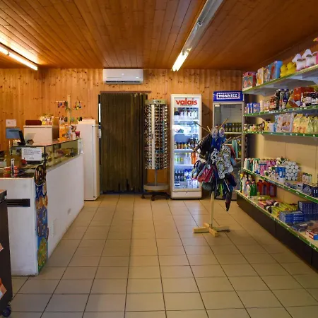 Prázdninový dům Isola Premium By Interhome Gudo